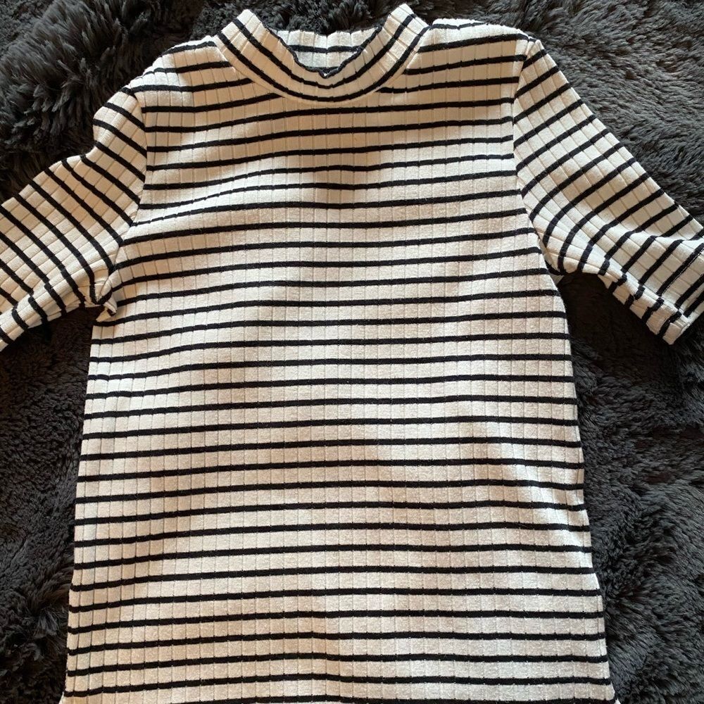 H&M Mock Neck Stretch Shirt